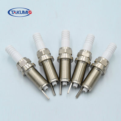 NGK 6962 BKR6E için değiştirilen K6RTC kıvılcım fişekleri YX10YC XC10YC RC9YCC RC9YC RC9YY için V-güçlü kıvılcım fişekleri
