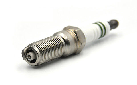 NGK IFR5A11, DENSO SK16R11, Şampiyon RC8WYPB4 için Otomobil Çakma