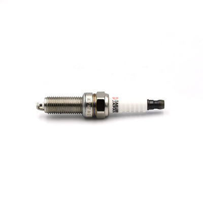 Otomobil Makineleri Motor Parçaları Buji LDK7RTC 1884310062 RFN4UROP6